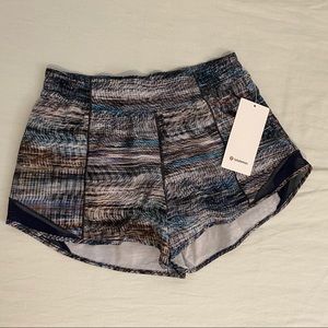 Lululemon Hotty Hot Short 4”
